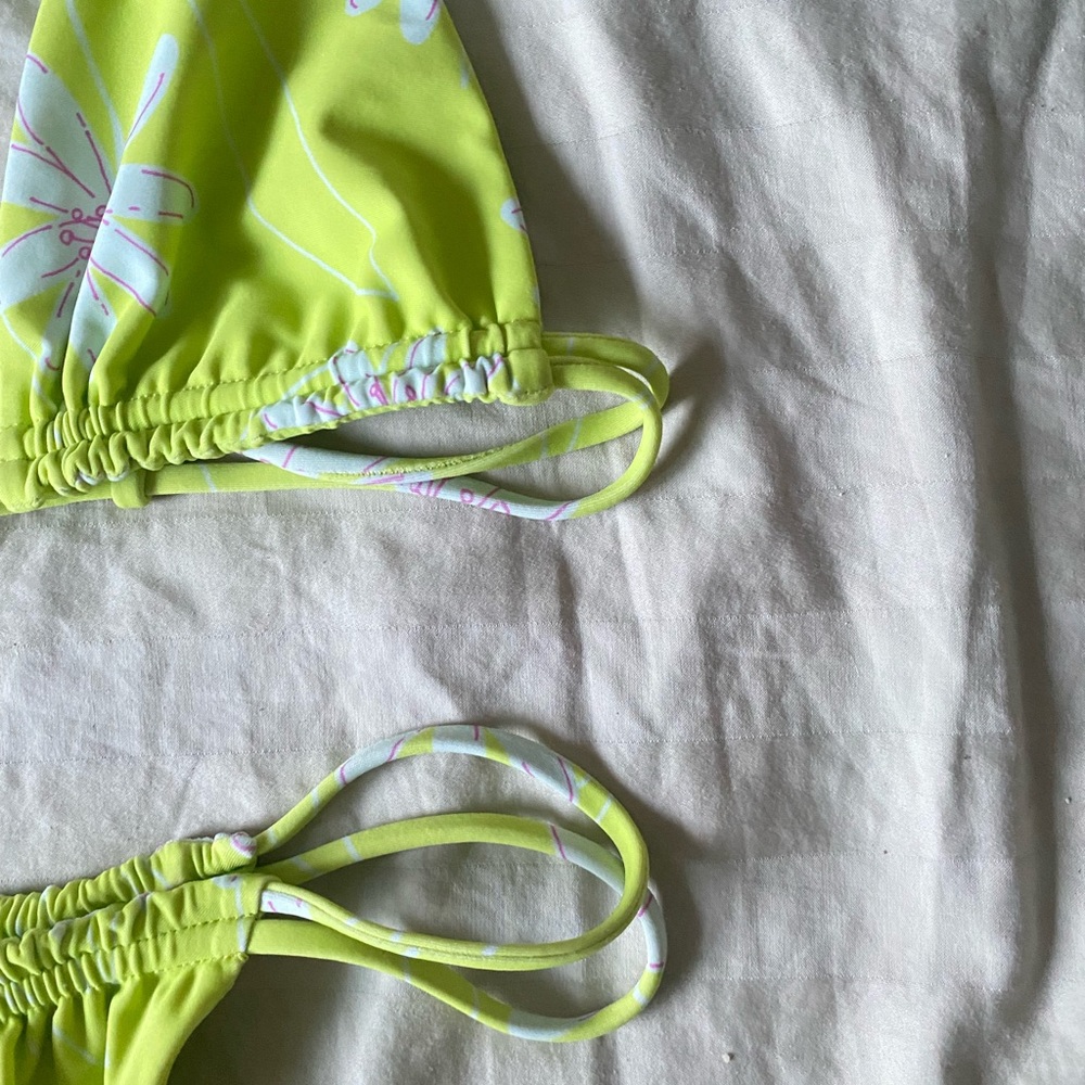 Benoa swim set size small
